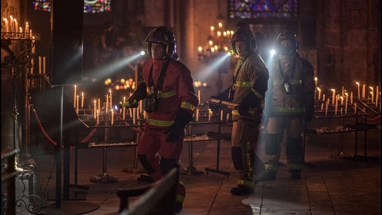 copertina del programma Notre-Dame in fiamme