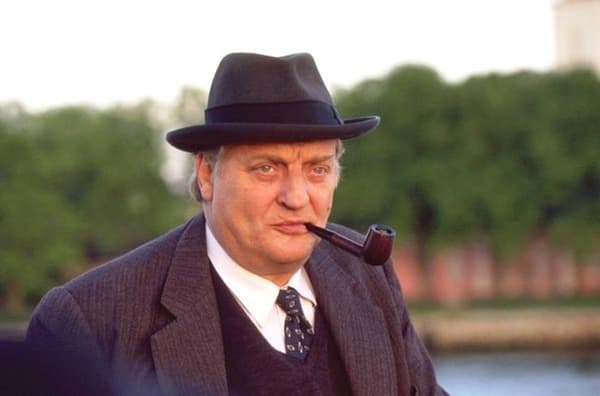 copertina del programma Maigret: c'e' un morto in prima classe