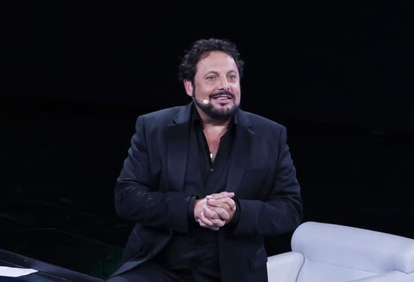 copertina del programma Tutto suo padre... e anche un po' sua madre