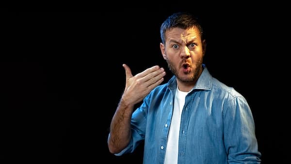 copertina Alessandro Cattelan Intervista Linus