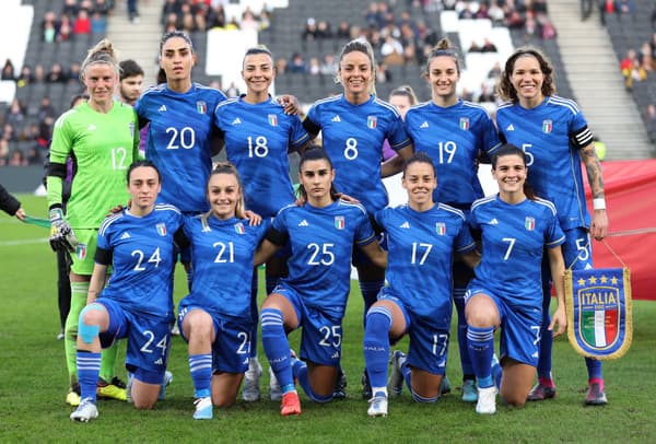 copertina Calcio: Nazionale Femminile - Amichevole: Stati Uniti D'America - Italia