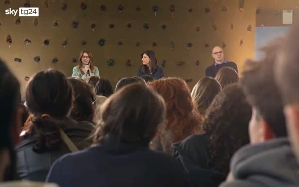 copertina del programma Parlami, Dialoghi Contro La Violenza