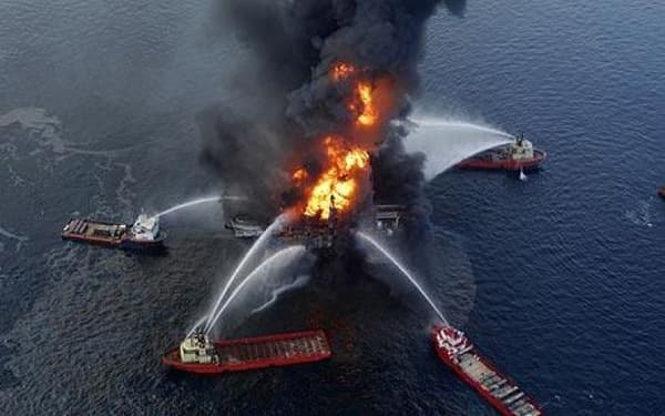 copertina del programma La plateforme deepwater Horizon