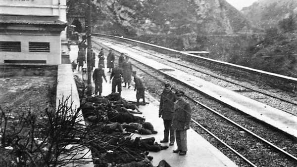 copertina Treno 8017, una tragedia dimenticata