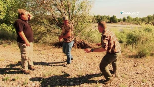 copertina del programma Finding Bigfoot: cacciatori di mostri