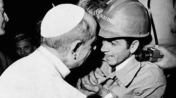 copertina L'Acciaio Di Natale