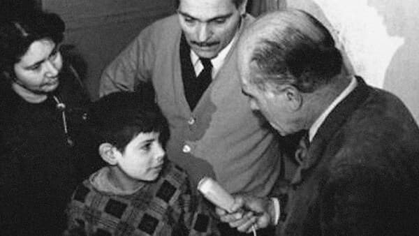 copertina del programma RAInchieste. I Bambini E Noi 1970