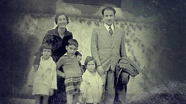 copertina SeDici Storie. Pt.7 - Il Mondo Visto Da Laura Conti/Sante Zennaro. Eroe A Terrazzano