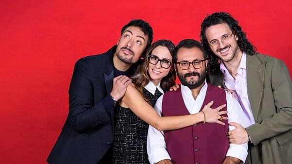 copertina del programma Stasera A Letto Tardi