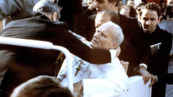 copertina del programma 13 Maggio 1981 - Operazione Papa