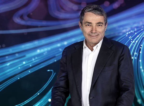 copertina del programma Petrolio