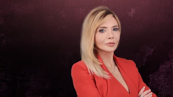 copertina Speciale Le Voci Delle Donne. Questo Non è Amore