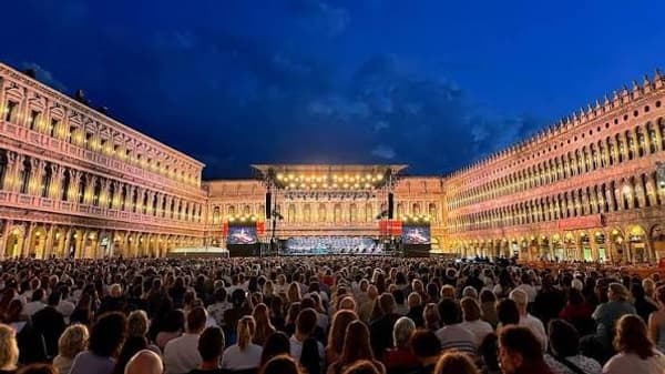 copertina del programma La Fenice In Piazza San Marco - Morricone Night