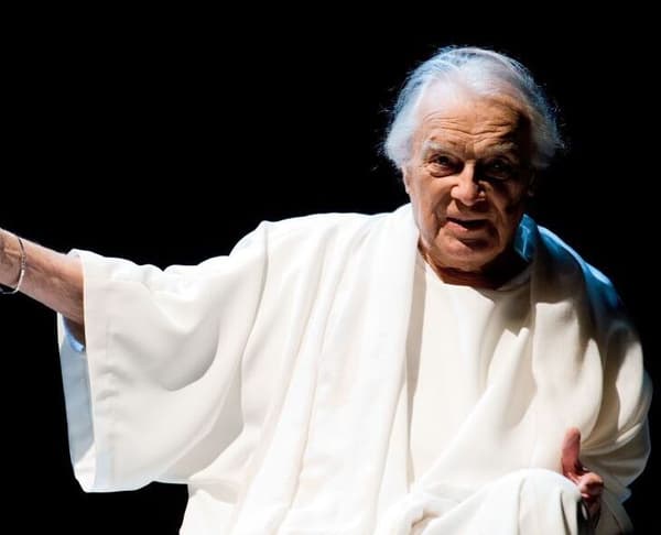 copertina del programma Memorie Di Adriano. Ritratto Di Una Voce