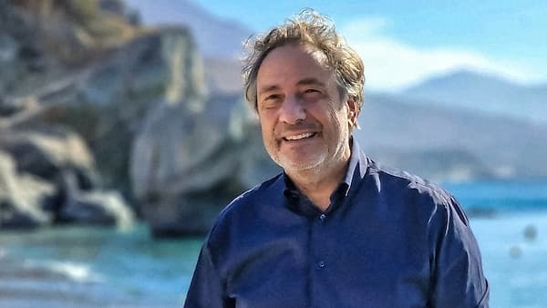copertina Sapiens - Un Solo Pianeta - Caro Sapiens, Ti Scrivo