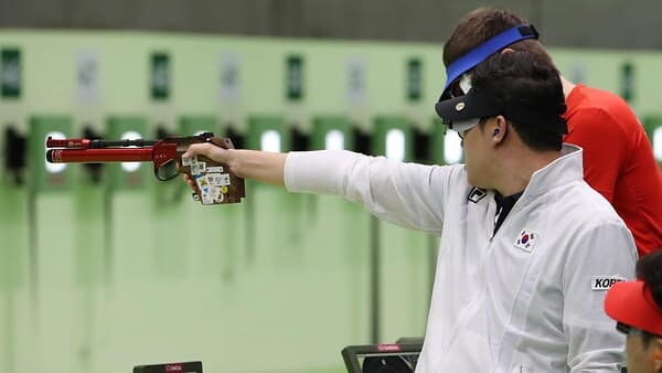 copertina del programma Tiro A Segno. Coppa Del Mondo Carabina E Pistola - Monaco