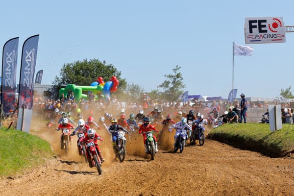 copertina Gran Bretagna Gara 1 MXGP