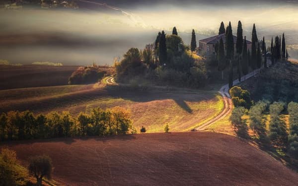 copertina Luoghi di Magnifica Italia