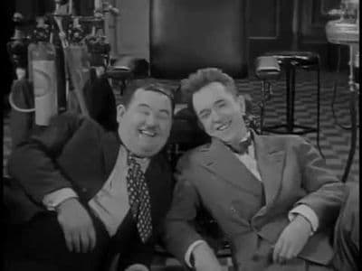 copertina Stanlio E Ollio - Presto A Letto