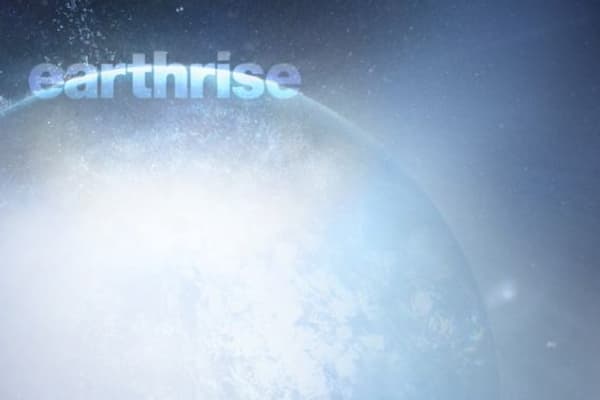 copertina earthrise