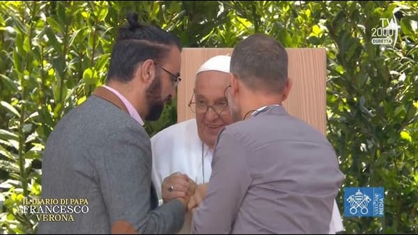 copertina del programma Saluto del Santo Padre