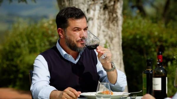 copertina del programma Oltre il mare: il mio viaggio in Toscana - Stag. 1 Ep. 2 - Montalcino