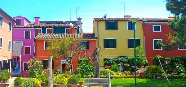 copertina Vinci una casa in Sicilia