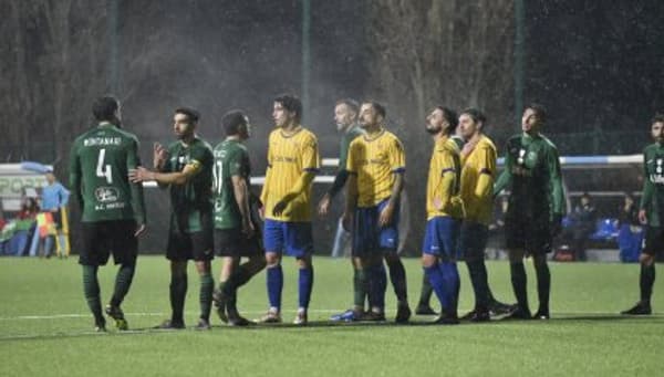 copertina Pennarossa - Tre Fiori