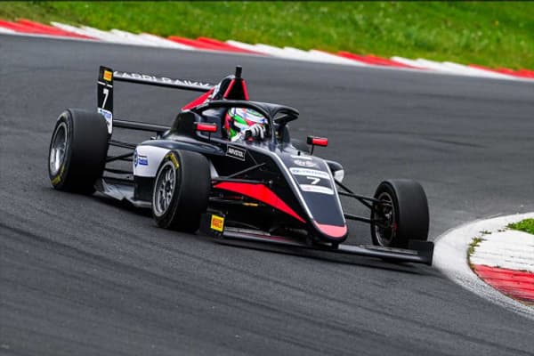 copertina Speciale Safe Factor Vallelunga