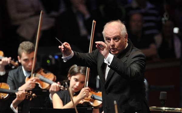 copertina Barenboim interpreta Beethoven