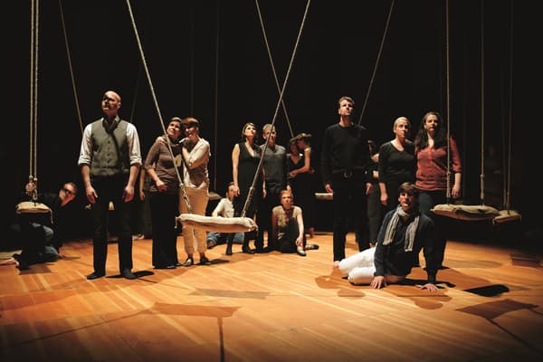 copertina Requiem umano - Sasha Waltz, cor.