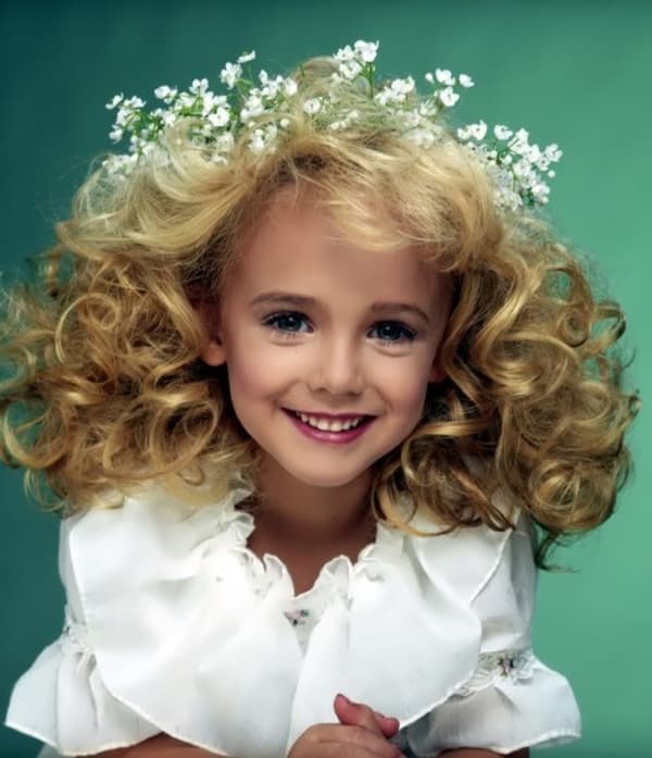 copertina Chi ha ucciso la piccola Jonbenet? - Stag. 1 Ep. 1