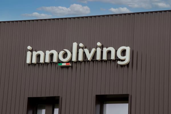 copertina E' tutta un'altra casa con Innoliving