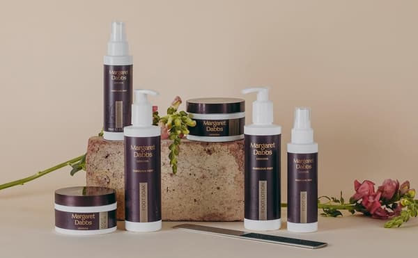 copertina del programma Margaret Dabbs, lusso per mani e piedi