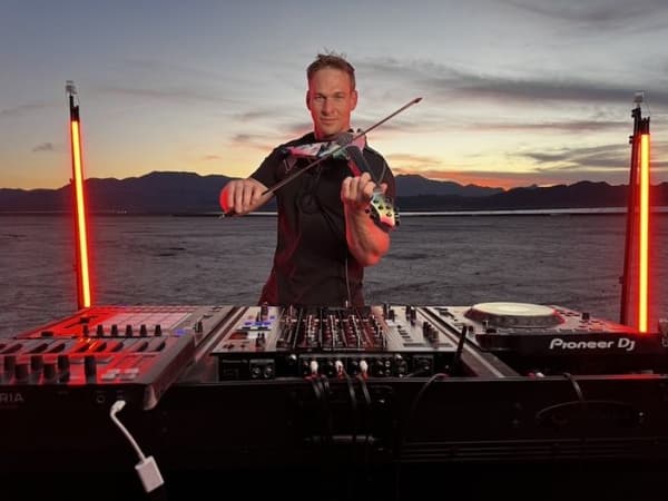 copertina Il Tennis E' Servito - Ep. 16 - Il Tennis E' Servito 2025 10/11/2025