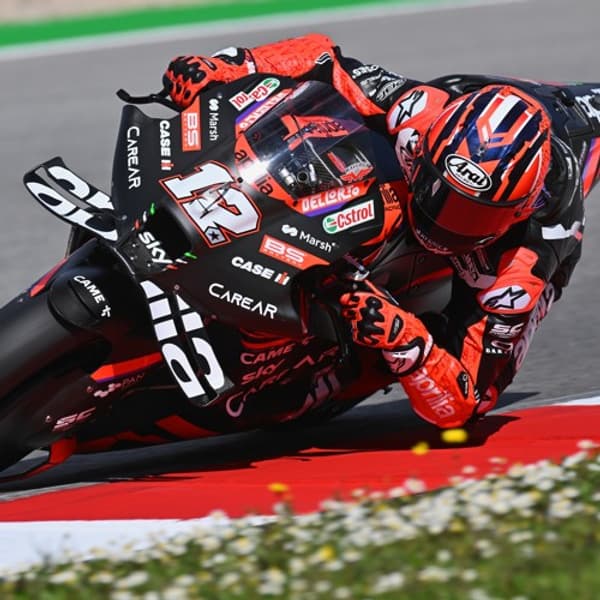 copertina MotoGP Paddock Pass
