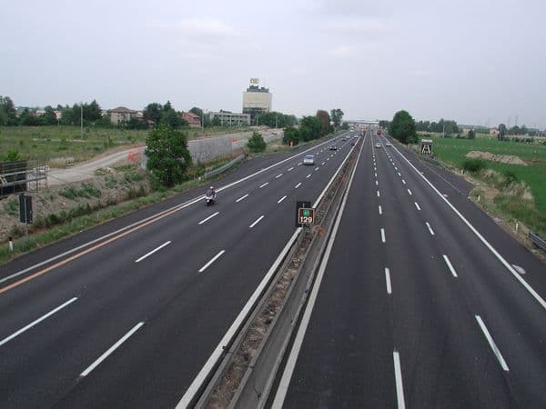 copertina Come funziona l'autostrada - Stag. 1 Ep. 5