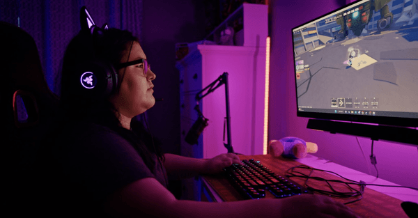 copertina del programma Giochi pericolosi: il caso Roblox e le insidie del metaverso