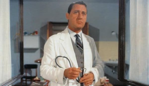 copertina Il medico della mutua