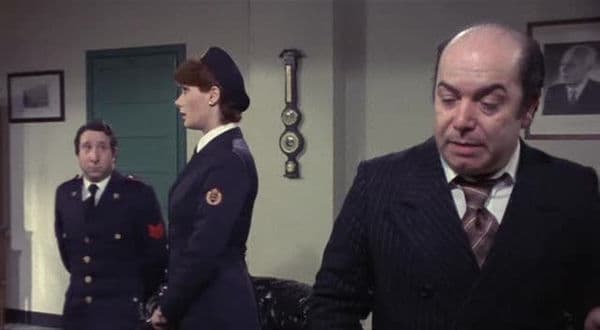 copertina La poliziotta della squadra del buon costume