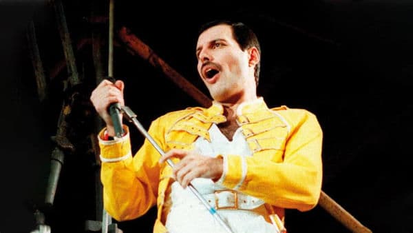 copertina La storia di Freddie Mercury in dieci scatti