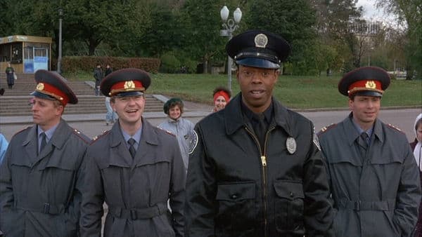 copertina del programma Scuola di polizia 7: Missione a Mosca