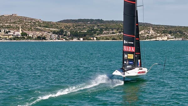 38° America'S Cup: Regata Preliminare copertina del programma 38° America'S Cup: Regata Preliminare