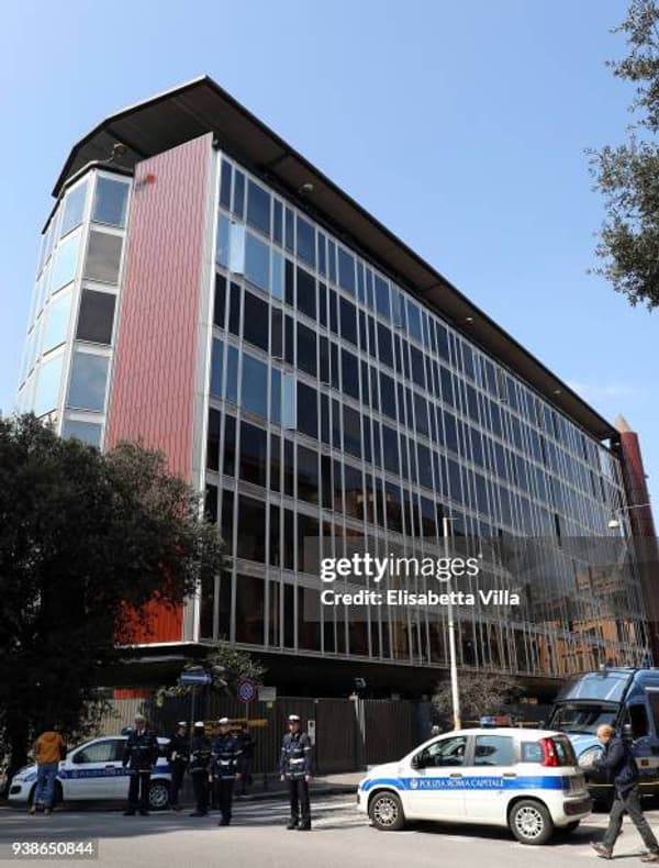 copertina Storie Della TV 2022-2023 Fabrizio Frizzi