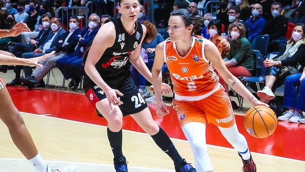 Basket: Serie A1 Femminile 2025-26 - Finale: Reyer Venezia Mestre - Famila Basket Schio (Gara 2) copertina del programma Basket: Serie A1 Femminile 2025-26 - Finale: Reyer Venezia Mestre - Famila Basket Schio (Gara 2)