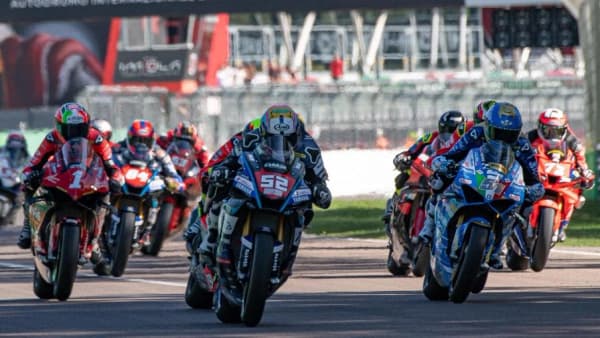 copertina Autodromo Enzo e Dino Ferrari - Moto