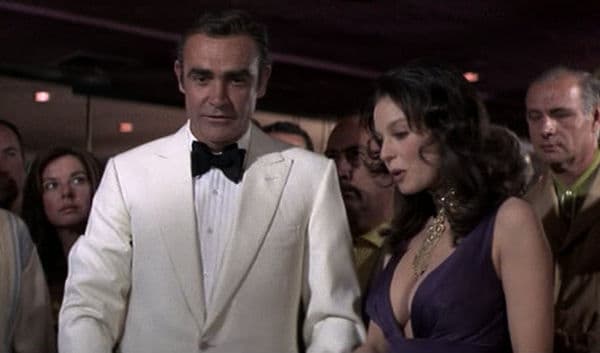 copertina Agente 007 - Una cascata di diamanti