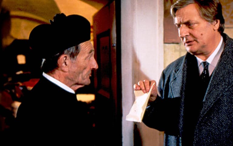 copertina Maigret e il chierichetto