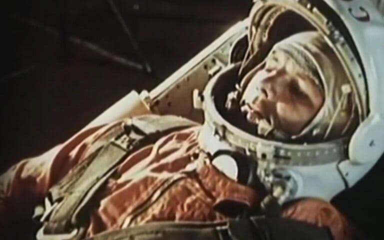 copertina Yuri gagarin: l'ultimo istante