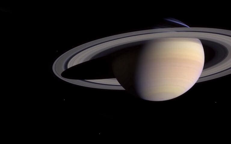 copertina Verso Saturno, sola andata: storia della missione Cassini-Huygens